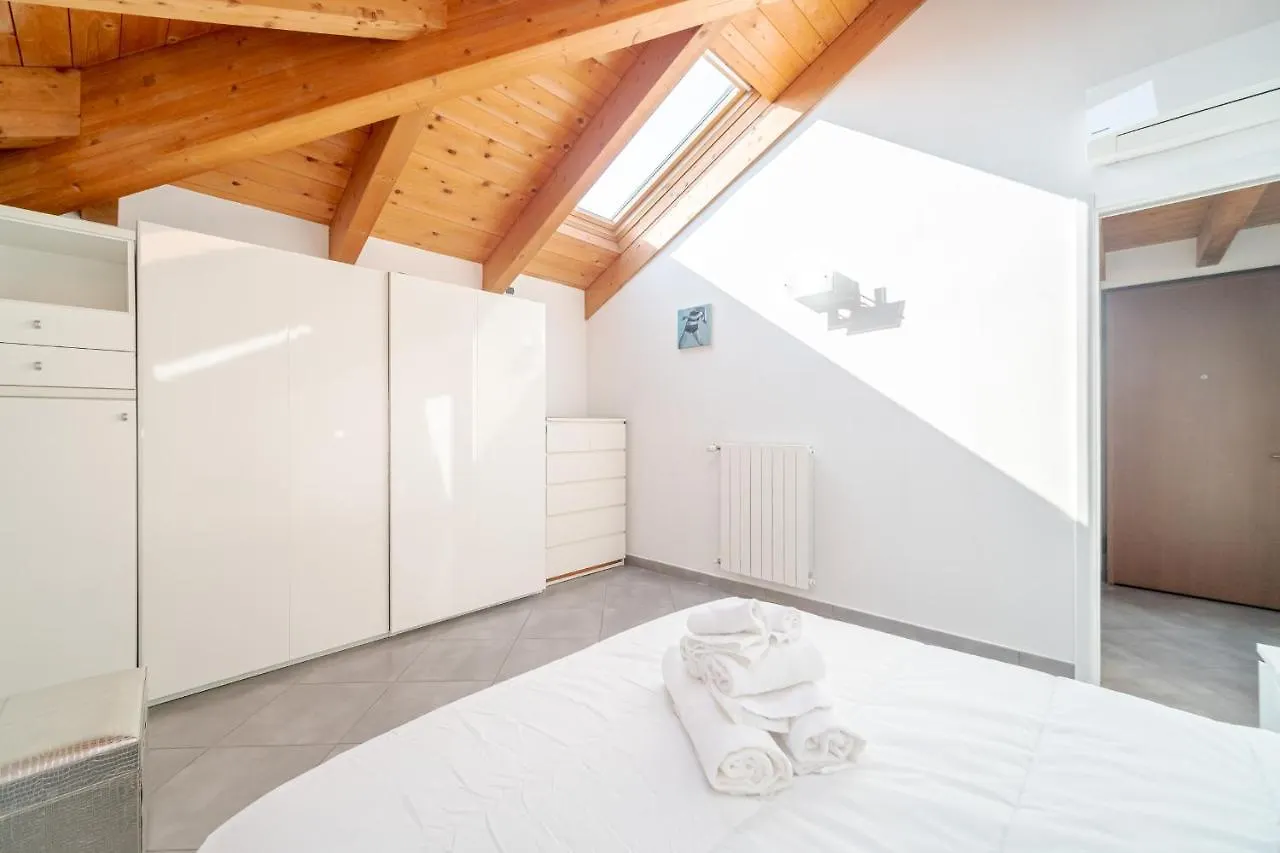 Marina Di Sestri Wonderful Penthouse Apartment Genoa